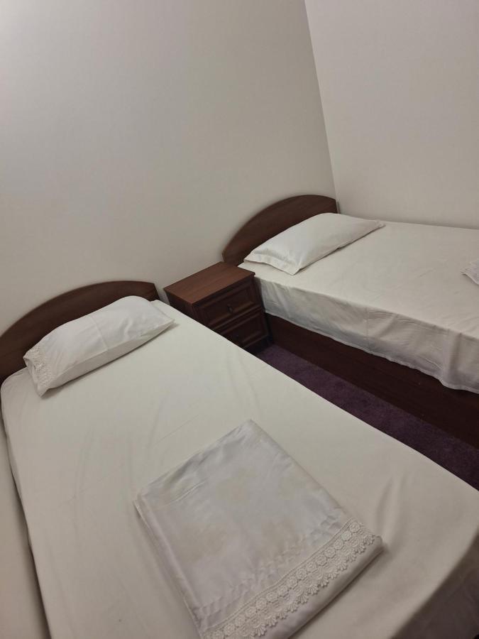 Барселона Hotel Mizikevicsa Kültér fotó