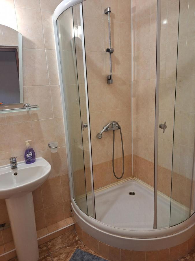 Барселона Hotel Mizikevicsa Kültér fotó