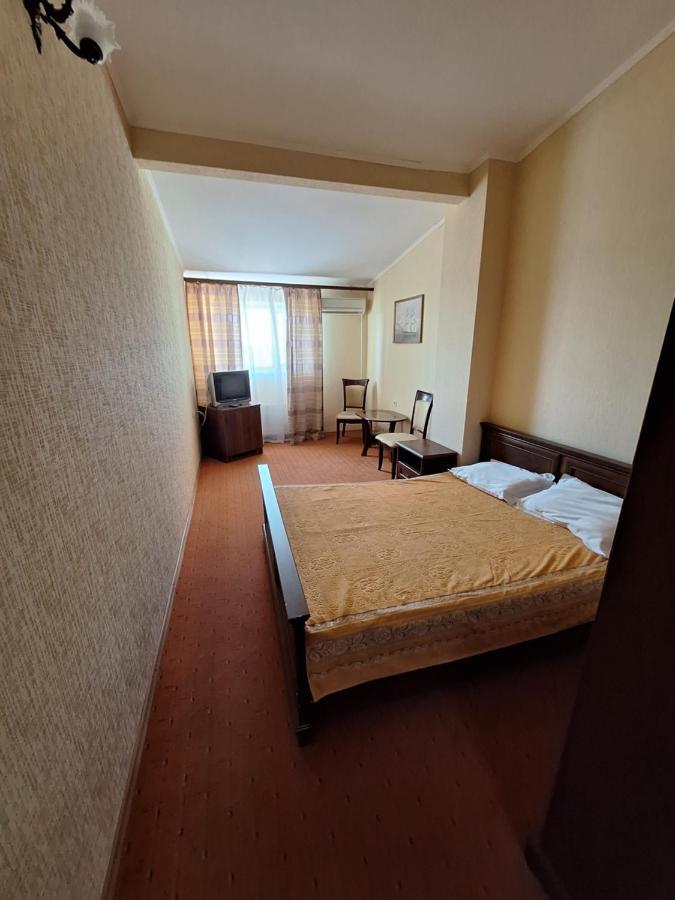Барселона Hotel Mizikevicsa Kültér fotó