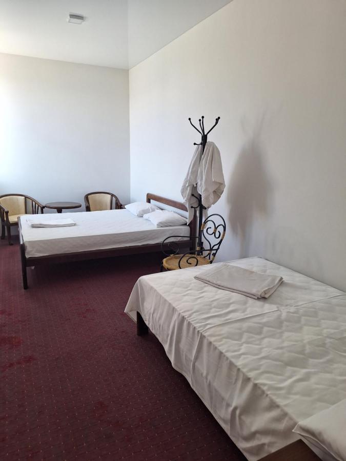 Барселона Hotel Mizikevicsa Kültér fotó