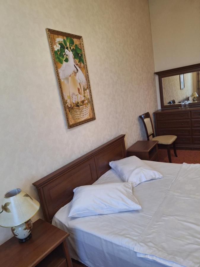 Барселона Hotel Mizikevicsa Kültér fotó