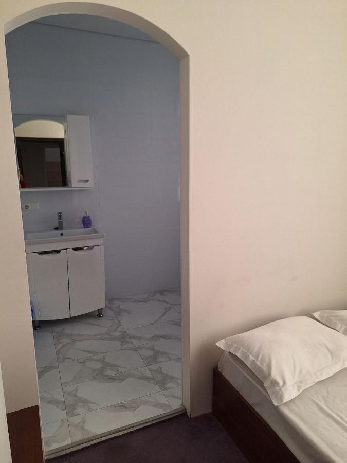 Барселона Hotel Mizikevicsa Kültér fotó