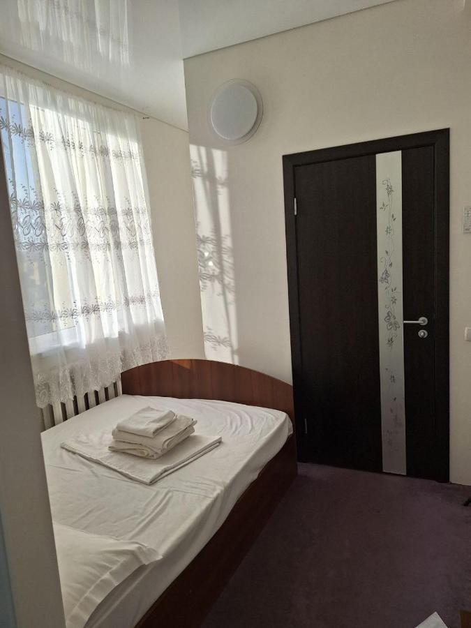 Барселона Hotel Mizikevicsa Kültér fotó